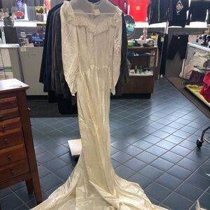 Vintage Wedding Dress